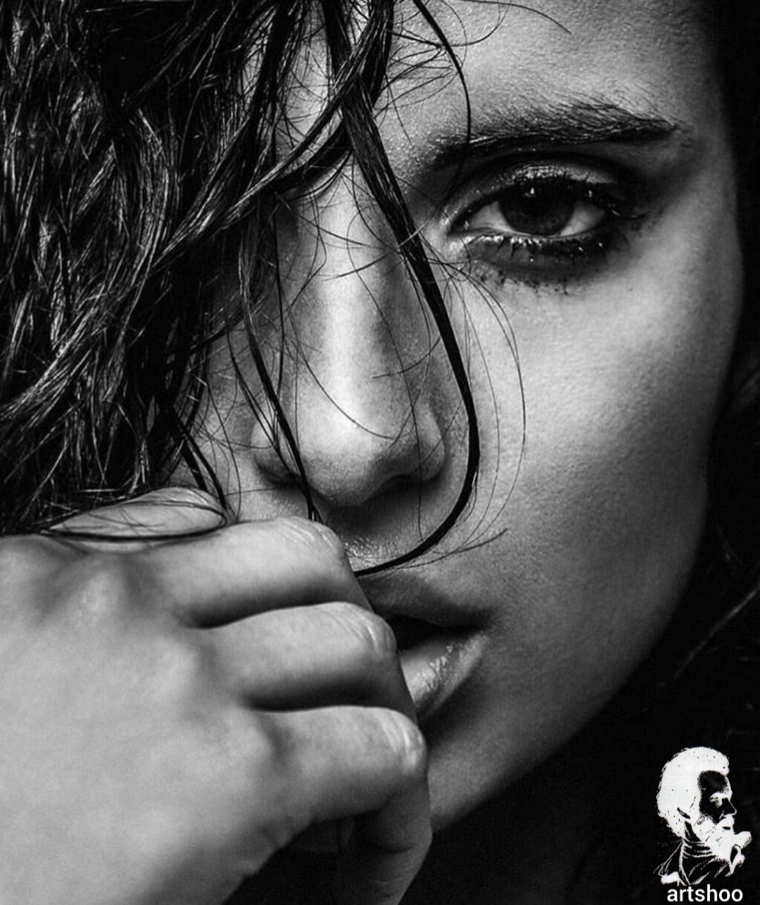 مدل سیاه قلم اورژینال